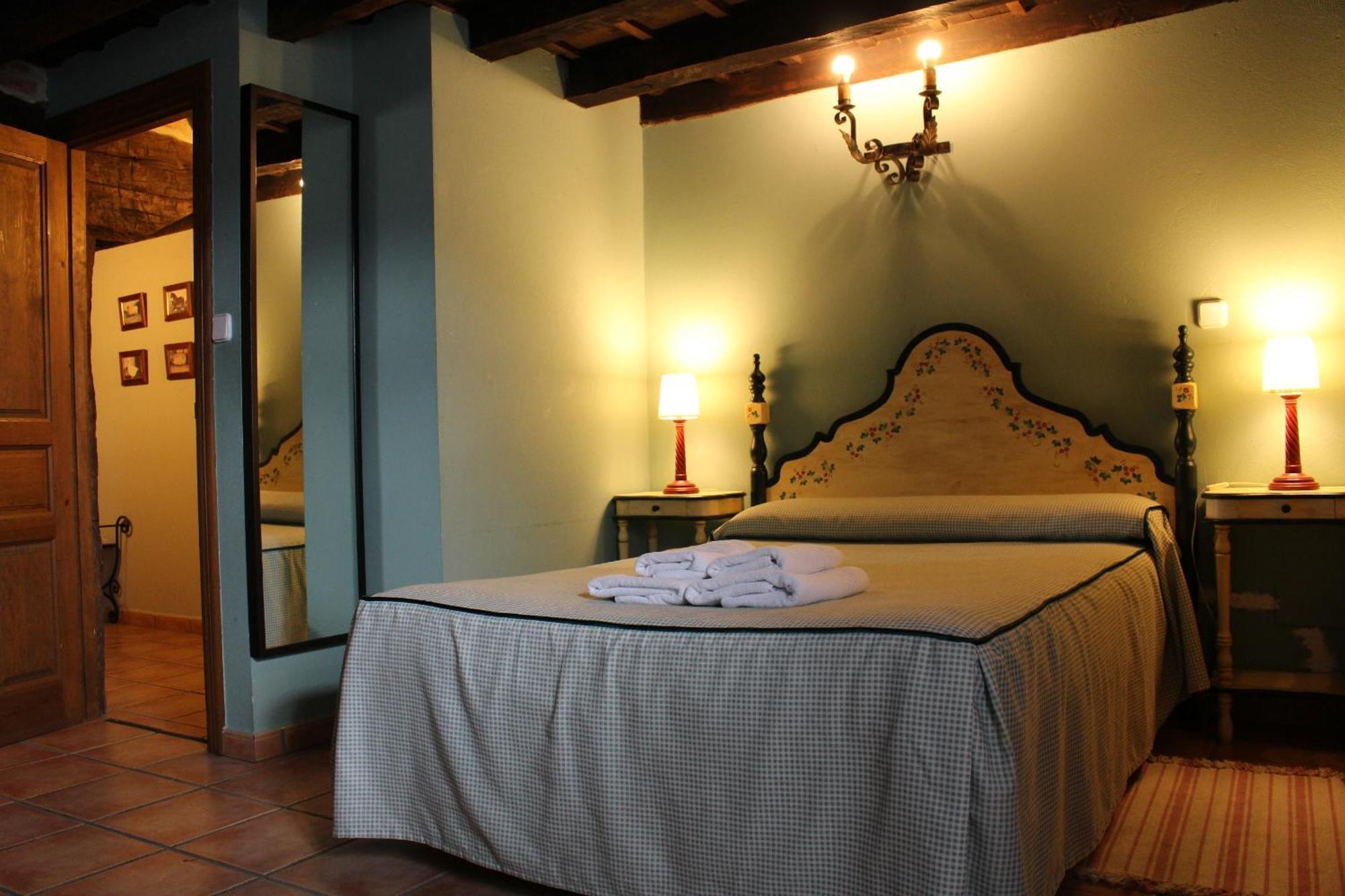 Casa Rural La Toba I Y II Bezana ภายนอก รูปภาพ