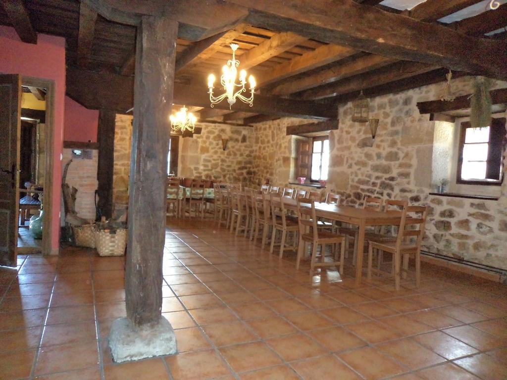 Casa Rural La Toba I Y II Bezana ภายนอก รูปภาพ